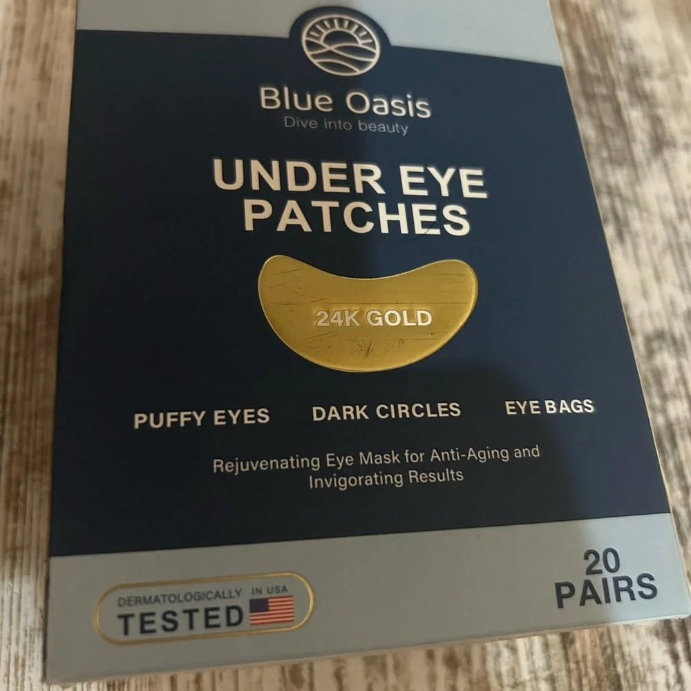 Blue Oasis 24K Gold Under Eye Patches - Gold & Navy